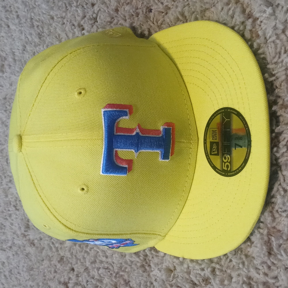 Texas Rangers New Era Fitted Cap